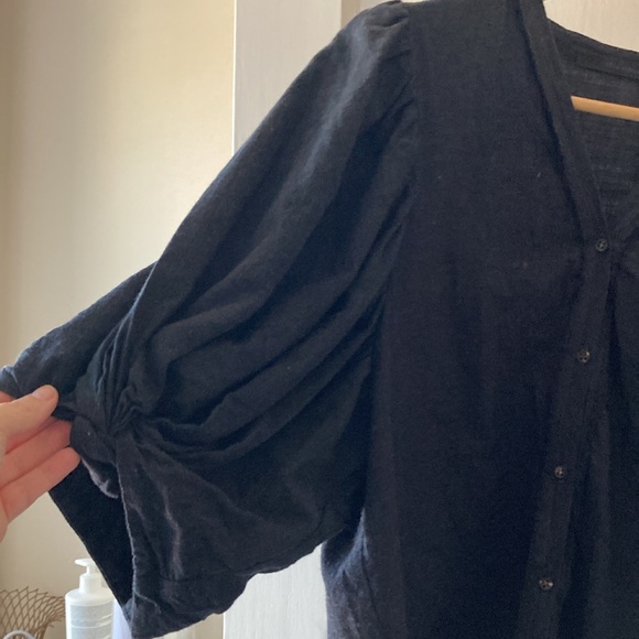 Beautiful Elsa Esturgie Top - Picture 4 of 6